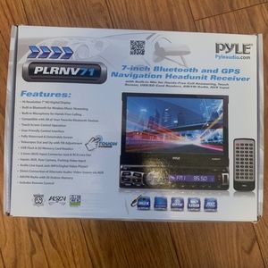 Touchscreen Bluetooth Car Radio w/ GPS Navigation